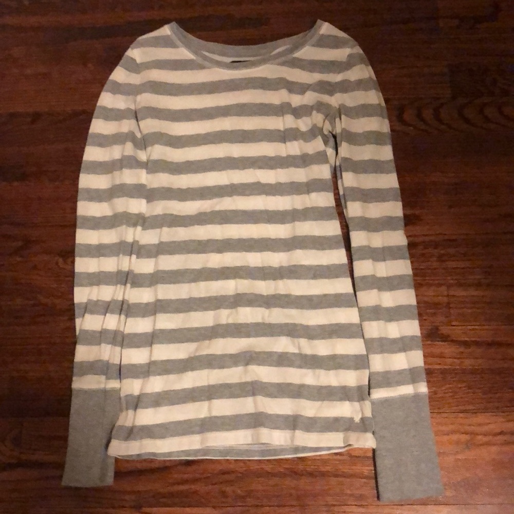 American Eagle long sleeve